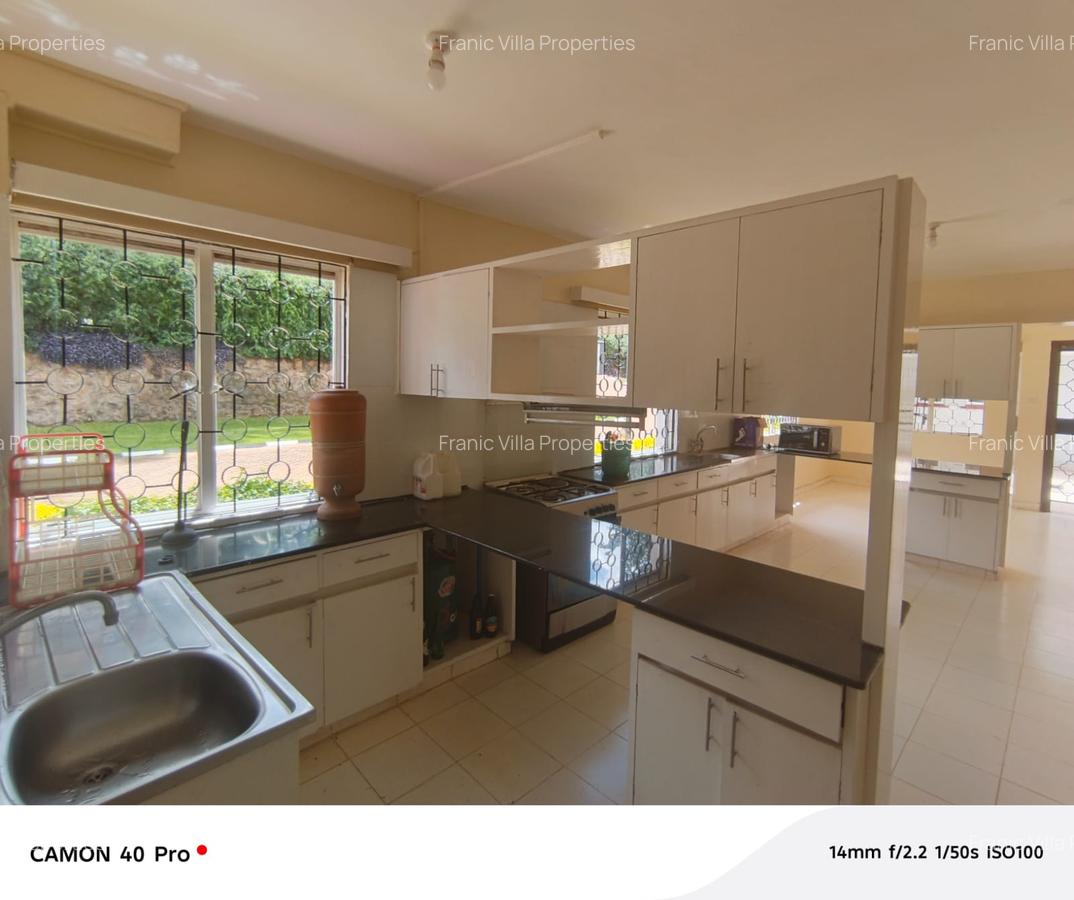 5 Bed House with En Suite in Loresho - 18