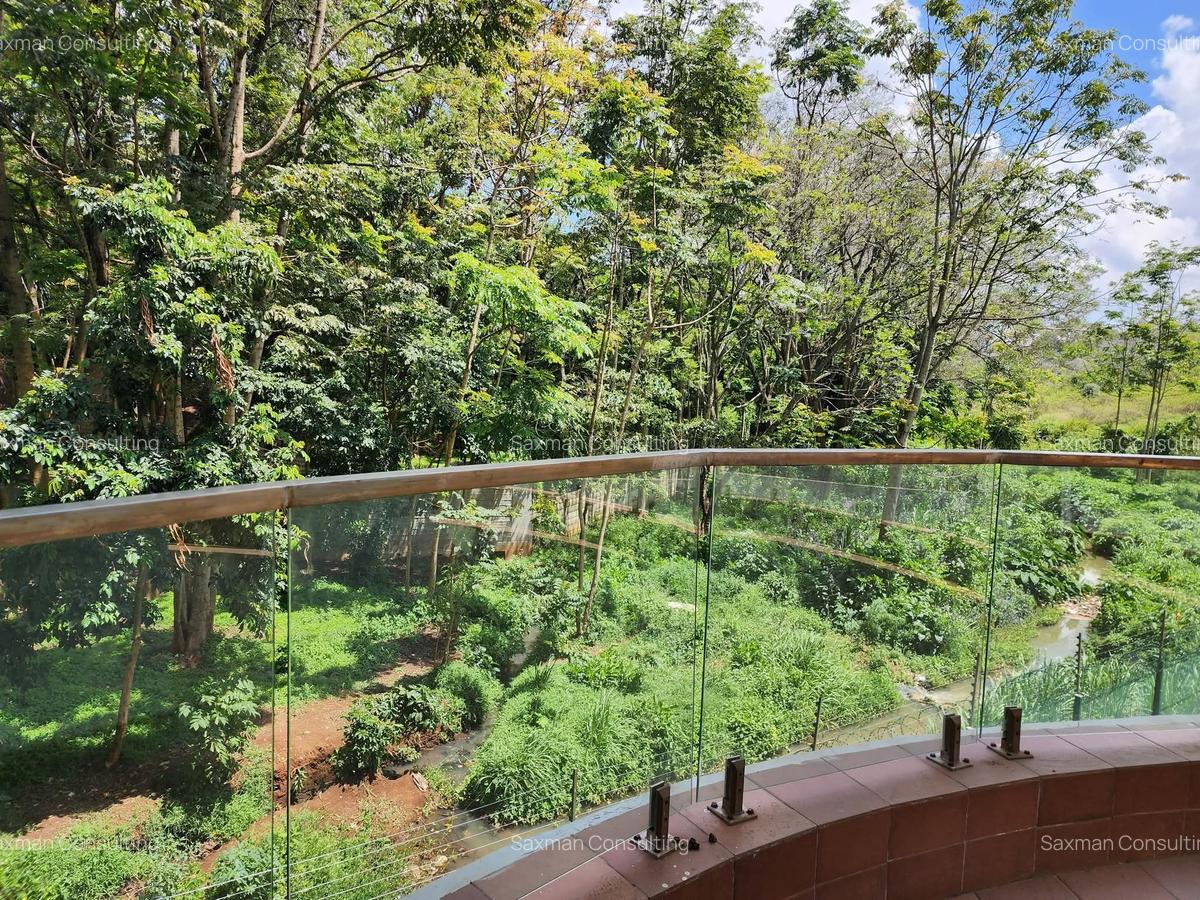 2 Bed Apartment with En Suite in Parklands - 6