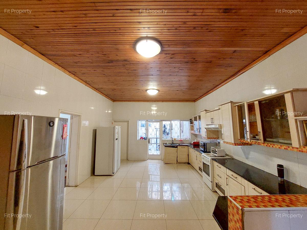 5 Bed House with En Suite in Muthaiga - 6