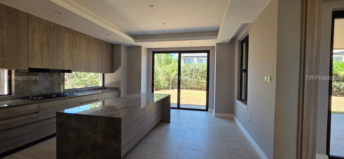 5 Bed Townhouse in Runda - 7