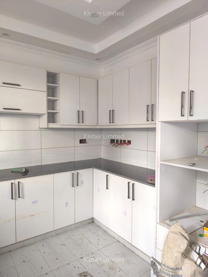 5 Bed House with En Suite in Ruiru - 4