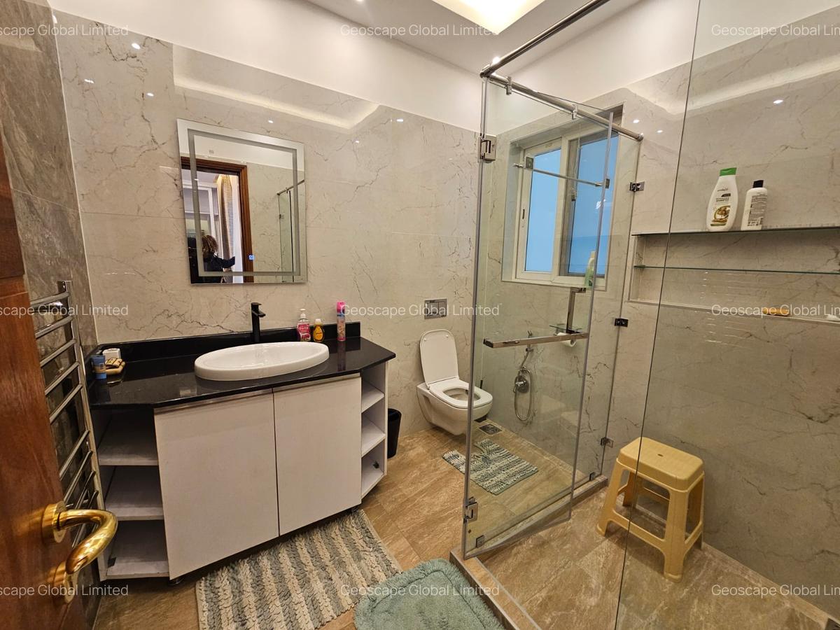 2 Bed Apartment with En Suite in Gigiri - 8