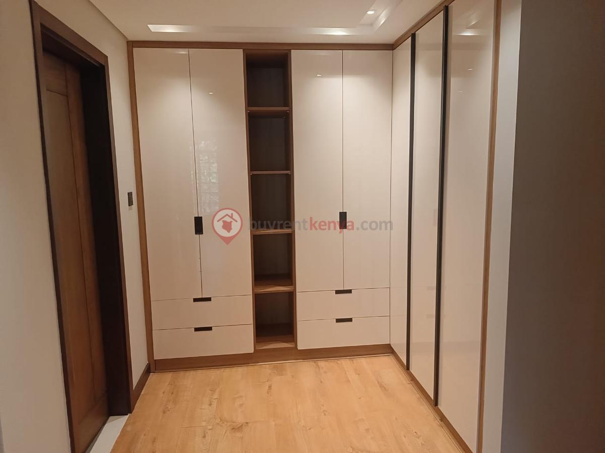 4 Bed House with En Suite at Runda - 8