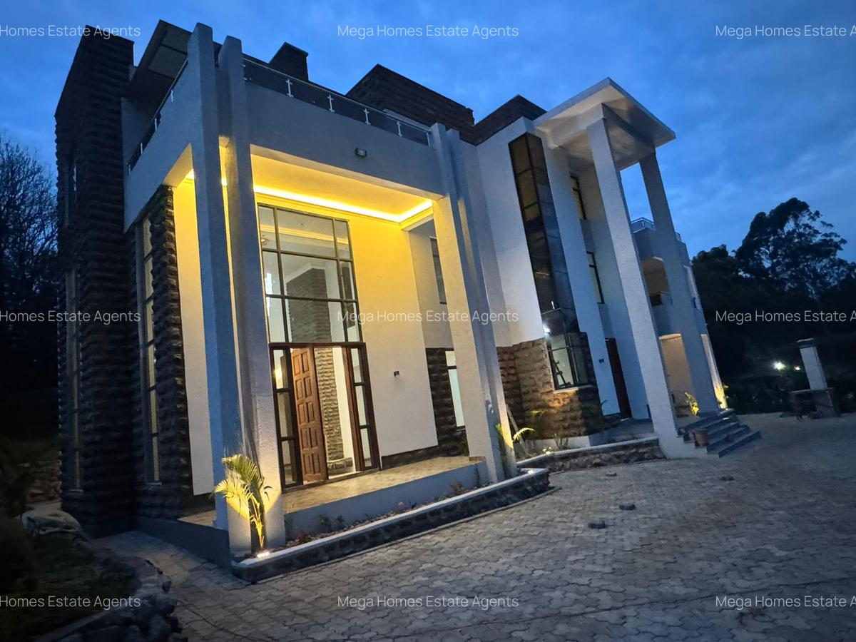 6 Bed Townhouse with En Suite in Karen - 1