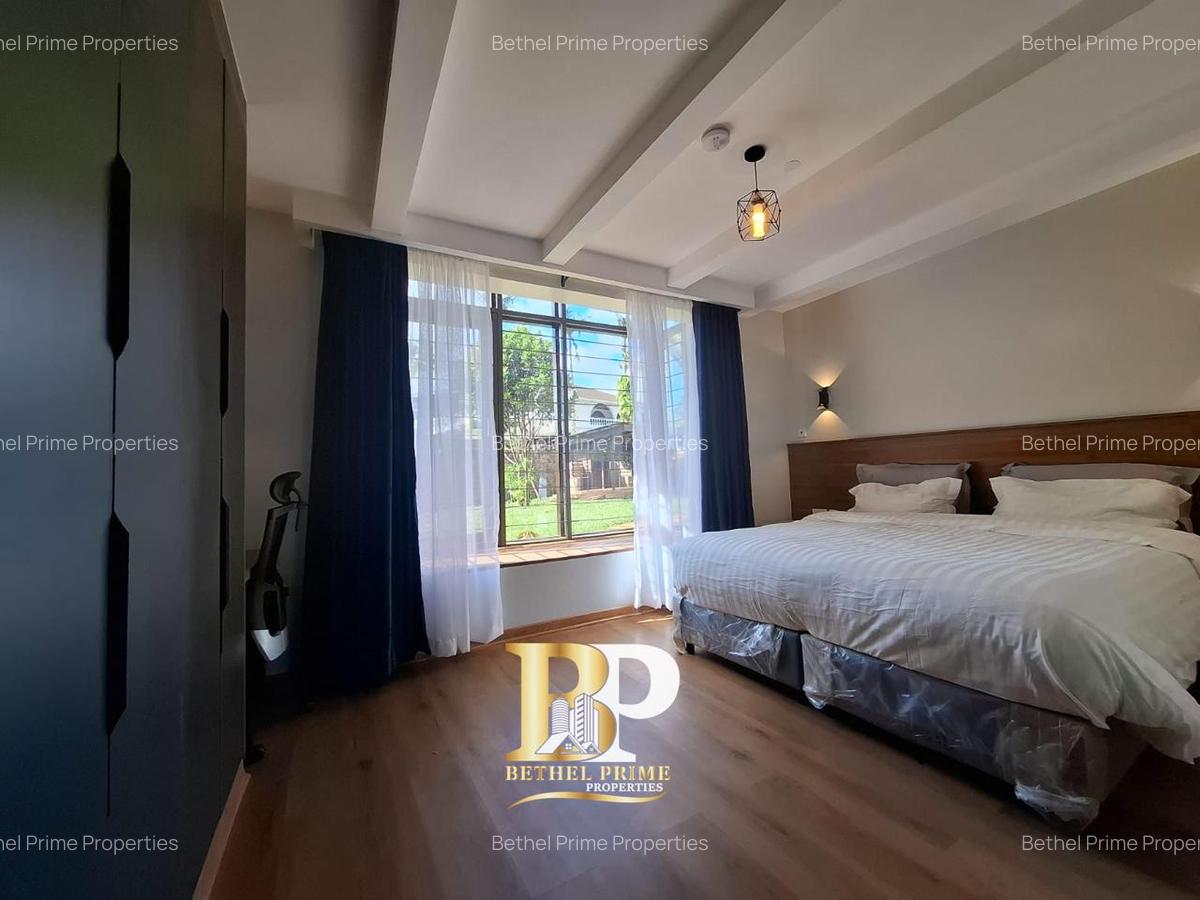 2 Bed House with En Suite in Ridgeways - 13