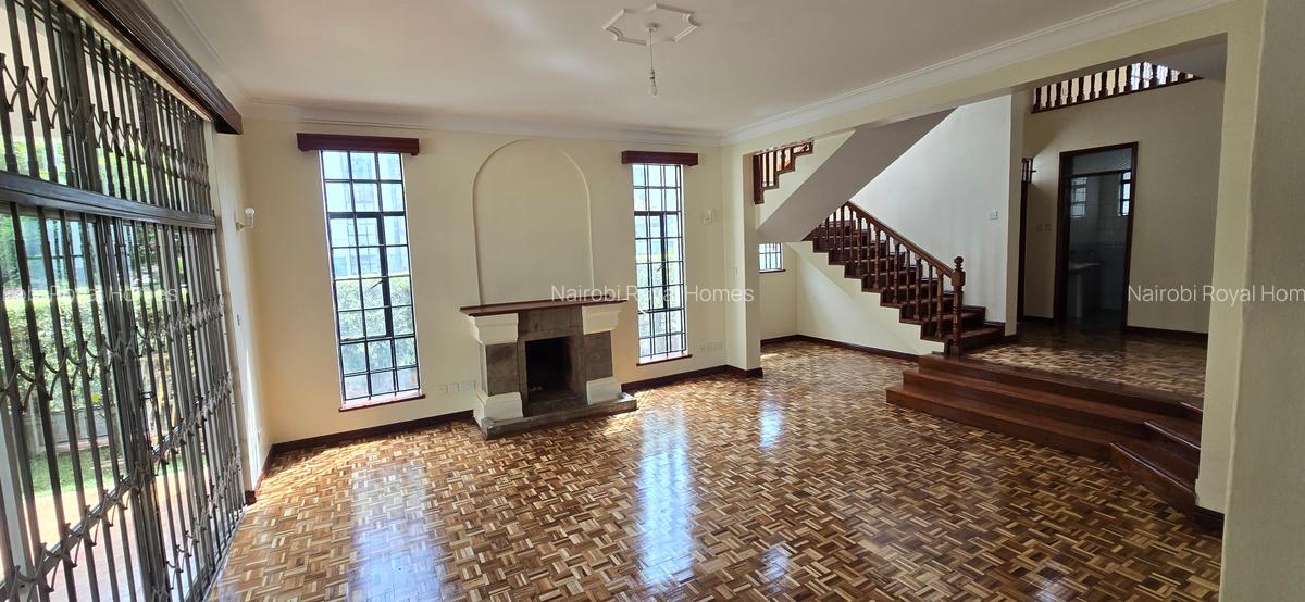 4 Bed Townhouse with En Suite at Lavington Green - 17