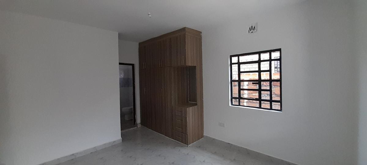 3 Bed House with En Suite at Rimpa - 12