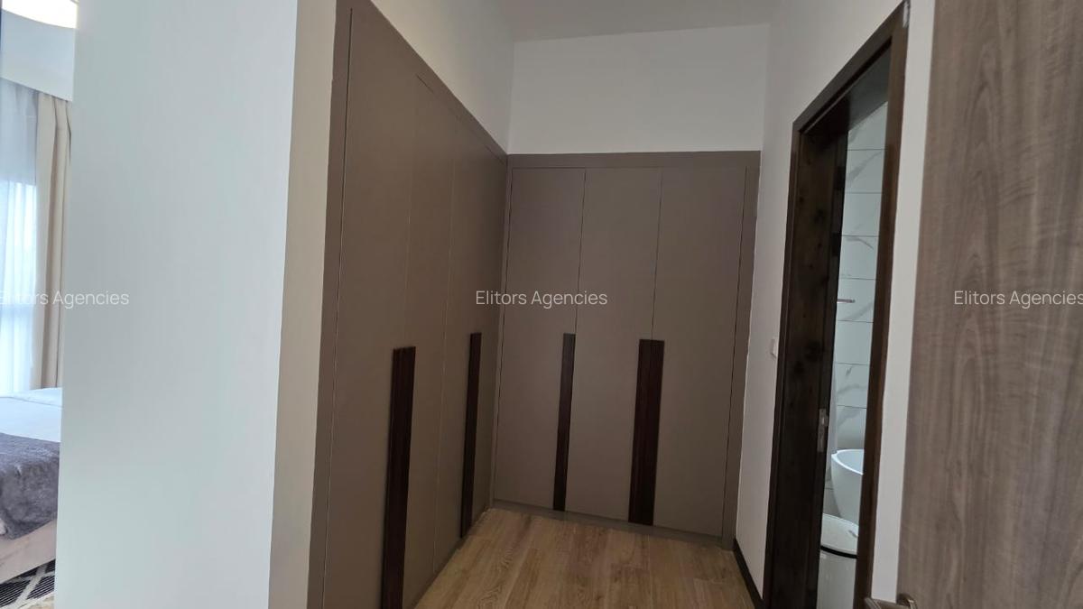 Serviced 2 Bed Apartment with En Suite at Two Rivers - 14