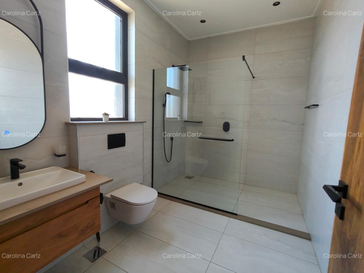 4 Bed Townhouse with En Suite at Loresho - 20