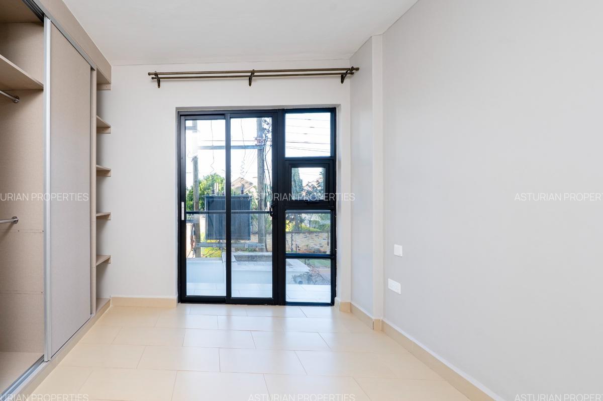 1 Bed Apartment with En Suite in Kitisuru - 19