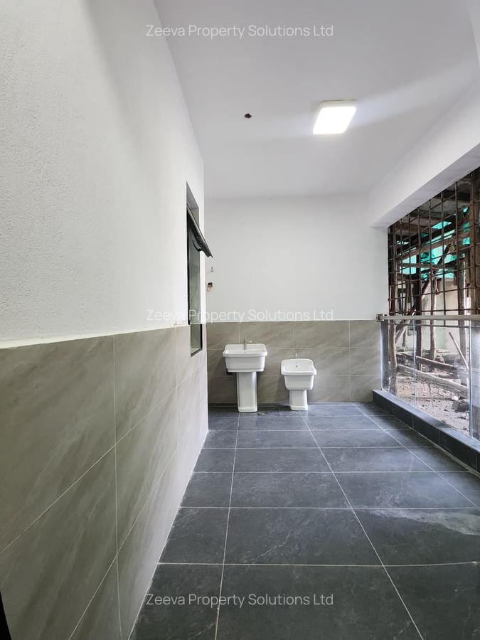 5 Bed Apartment with En Suite in Kileleshwa - 6