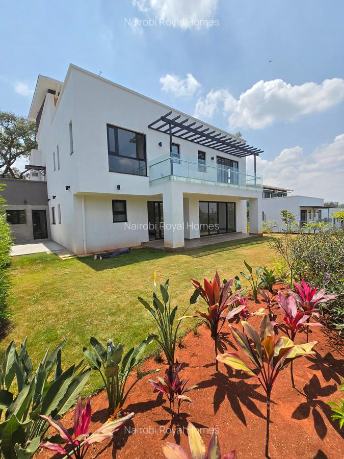 5 Bed Townhouse with En Suite at Kinanda Road - 3