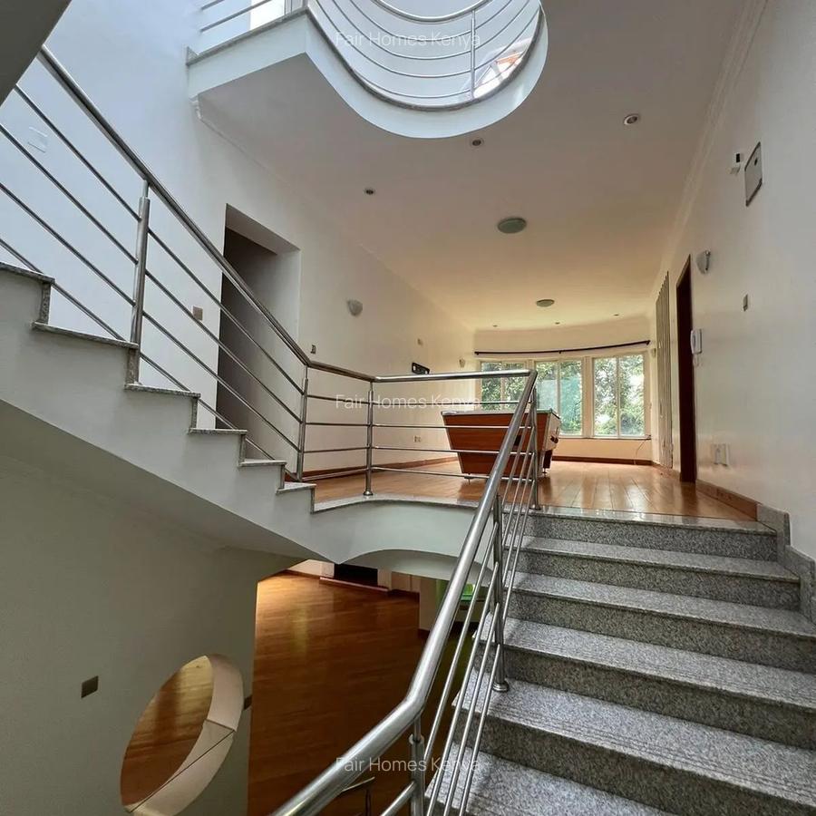 4 Bed Townhouse with En Suite at Riverside Drive - 9