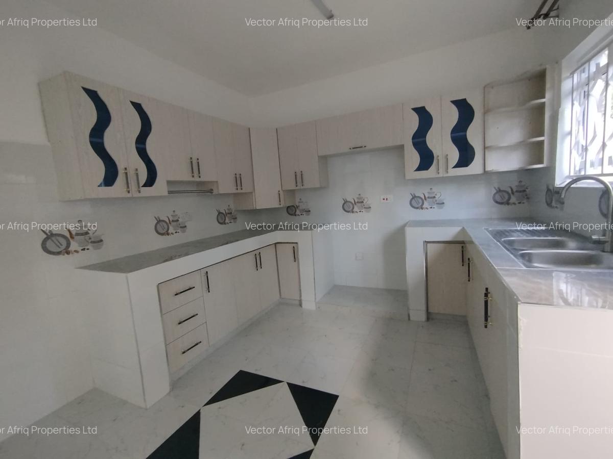 4 Bed House with En Suite in Ngong - 16