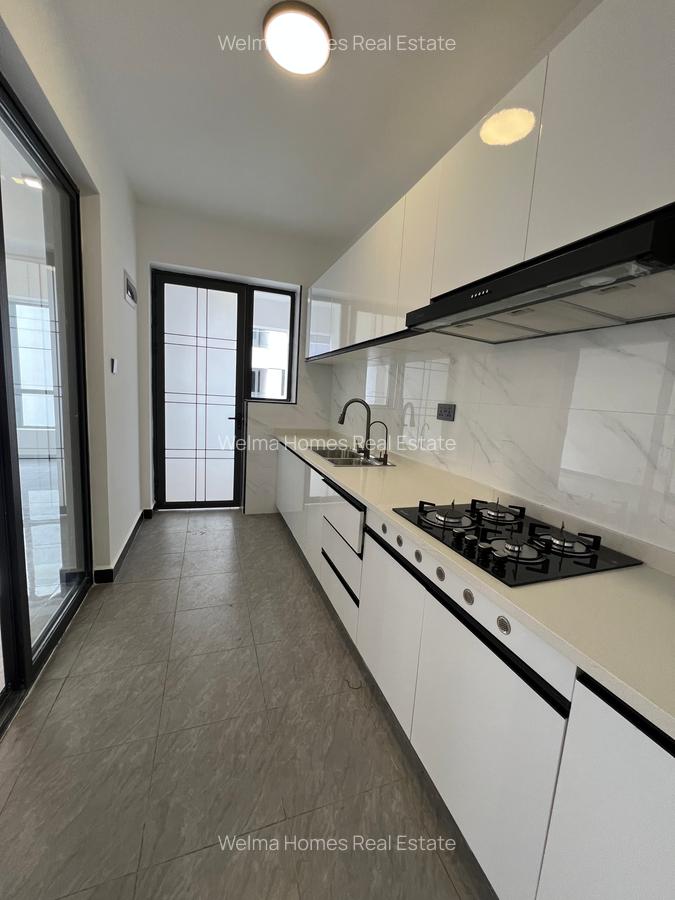 2 Bed Apartment with En Suite in Lavington - 6