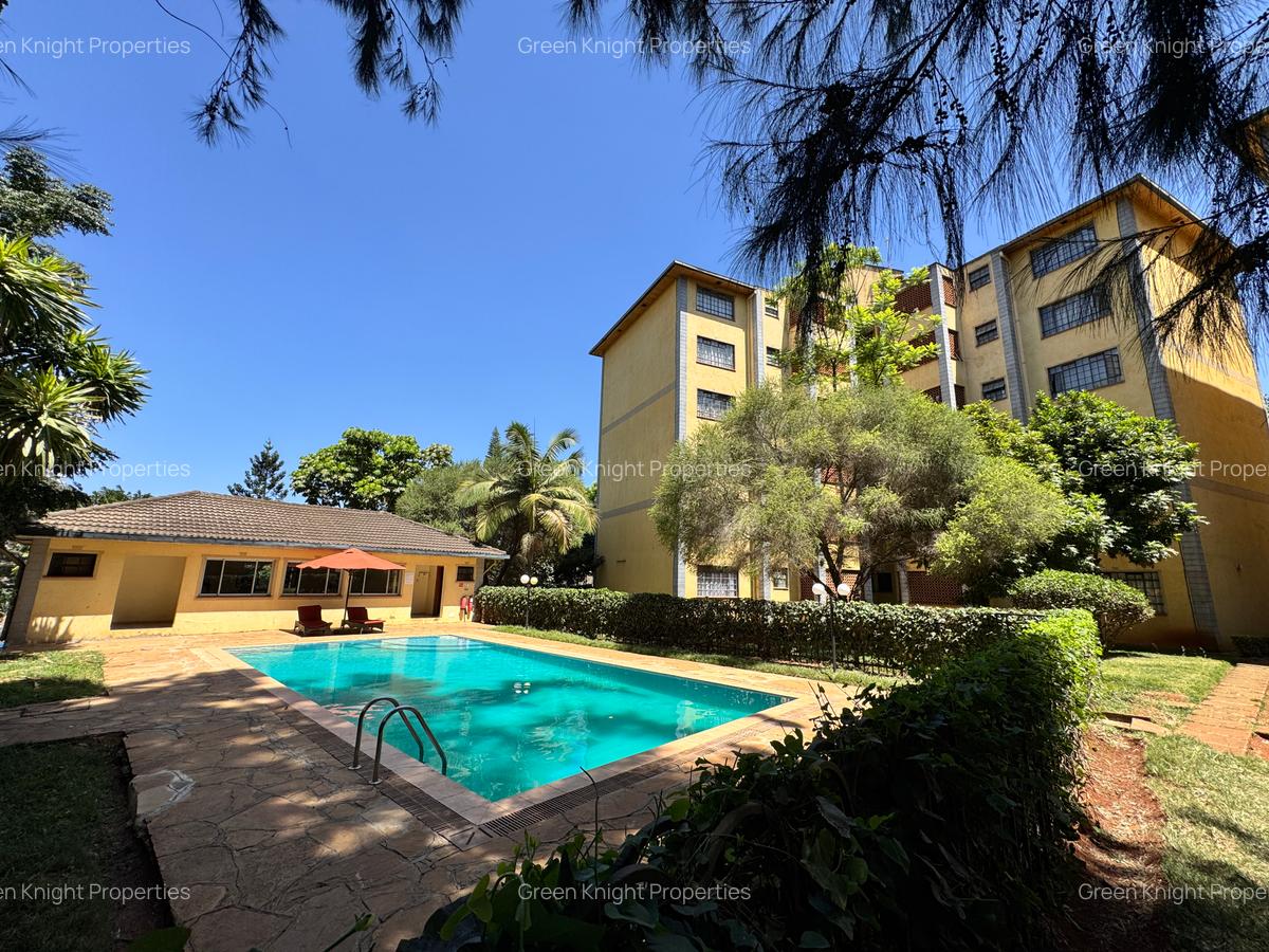 Serviced 3 Bed Apartment with En Suite in Kilimani - 1