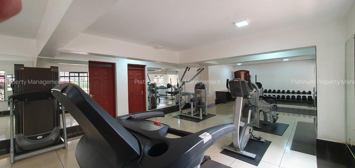 3 Bed Apartment with En Suite at Westlands Rd - 18