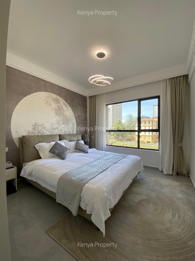 1 Bed Apartment with Swimming Pool at Wood Avenue - 11