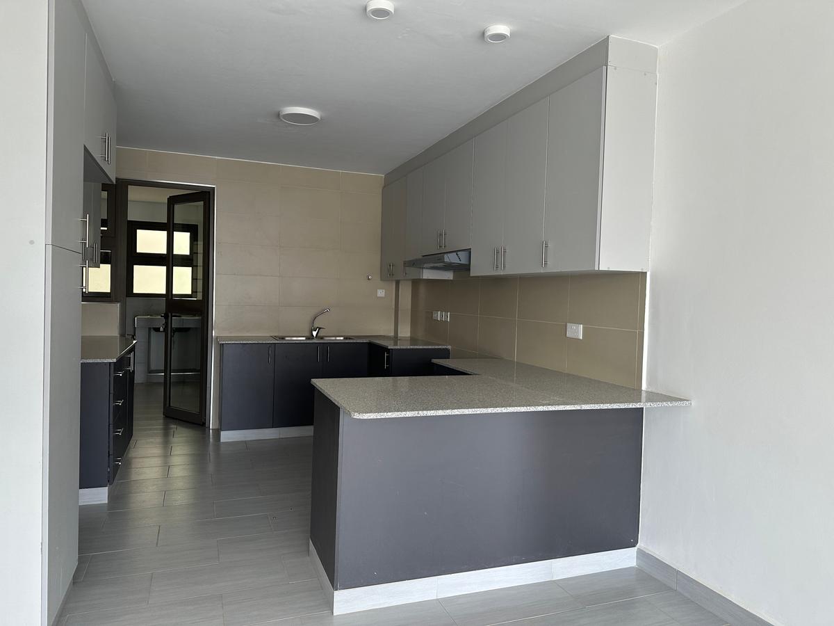 Serviced 3 Bed Apartment with En Suite in Lavington - 2