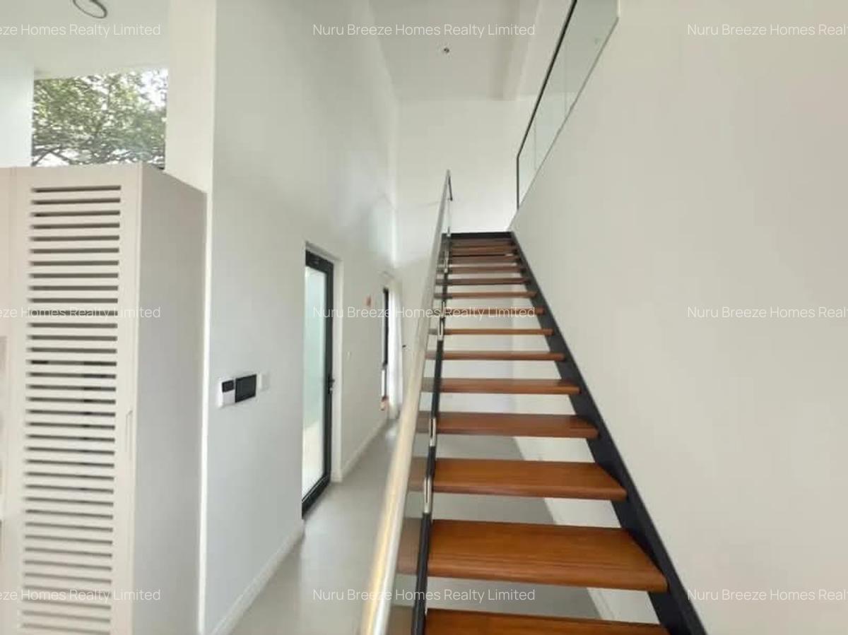 2 Bed Townhouse with En Suite in Lavington - 7