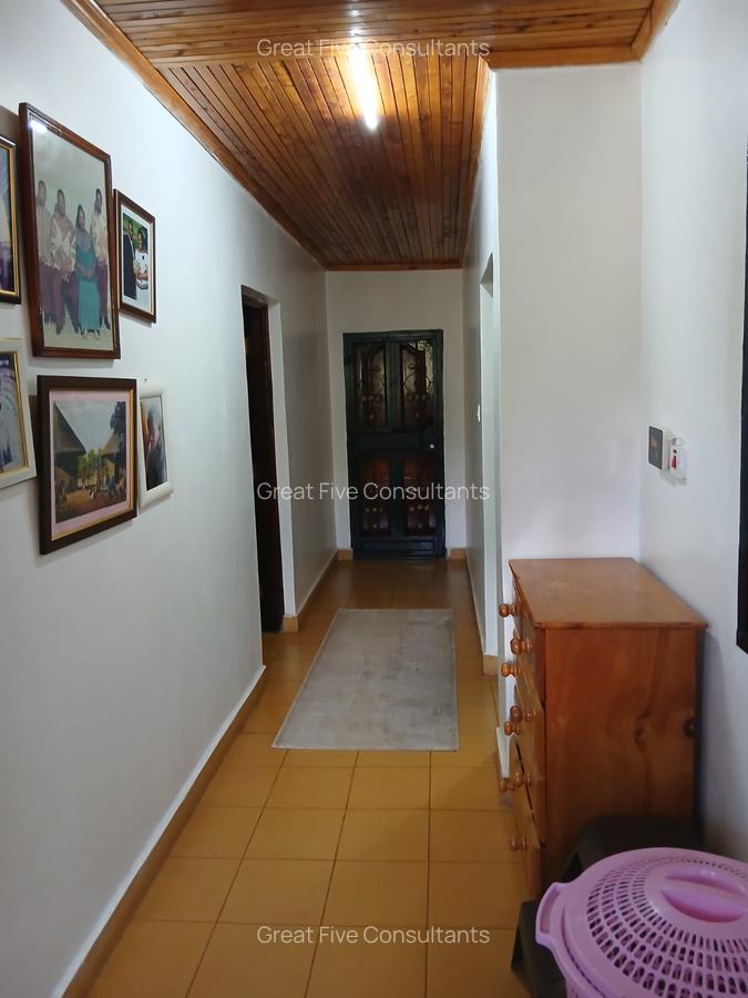 4 Bed Villa with Swimming Pool in Runda - 9