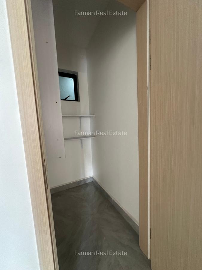 3 Bed Apartment with En Suite in Westlands Area - 12