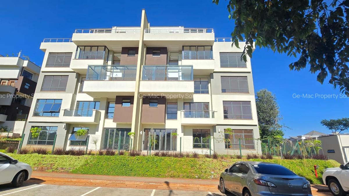 4 Bed Apartment with En Suite in Rosslyn - 1