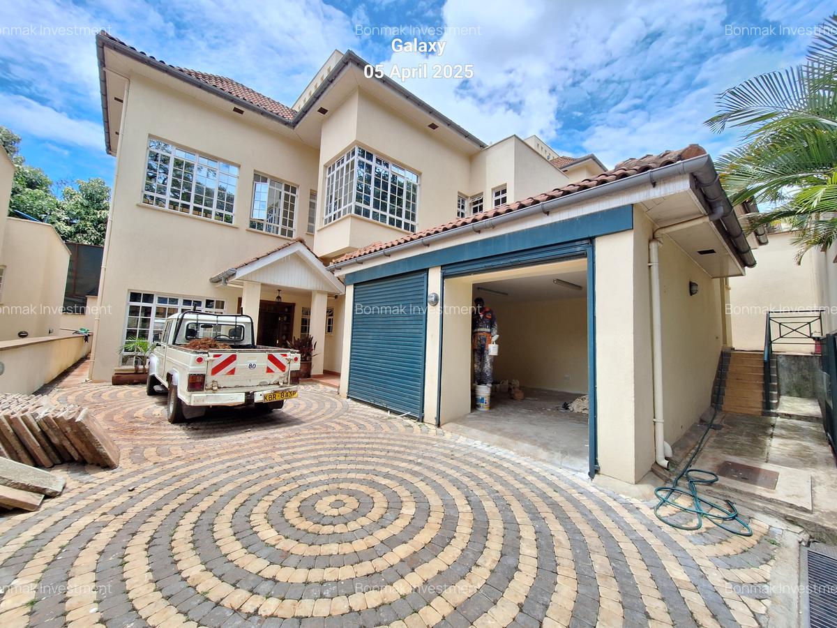 4 Bed Townhouse with En Suite at Kyuna Rise - 10