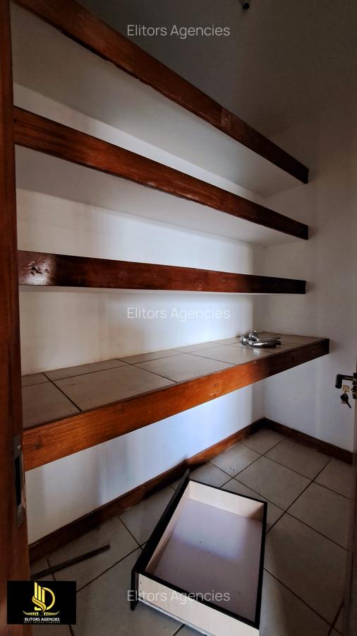 3 Bed Apartment with En Suite at 4Th Parklands - 18