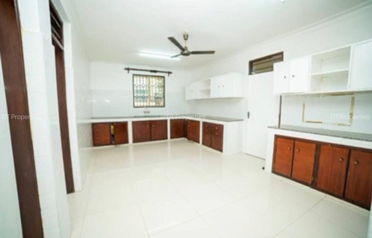 4 Bed House with En Suite at Shanzu - 7