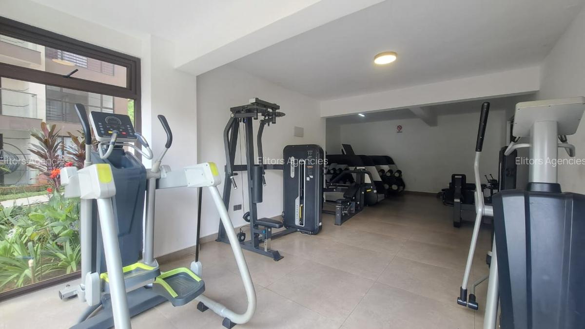 1 Bed Apartment with En Suite at Riverside Drive - 12