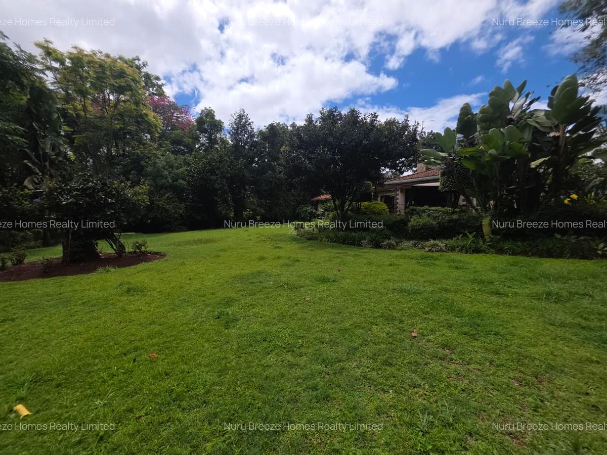 5 Bed House with En Suite in Kyuna - 14