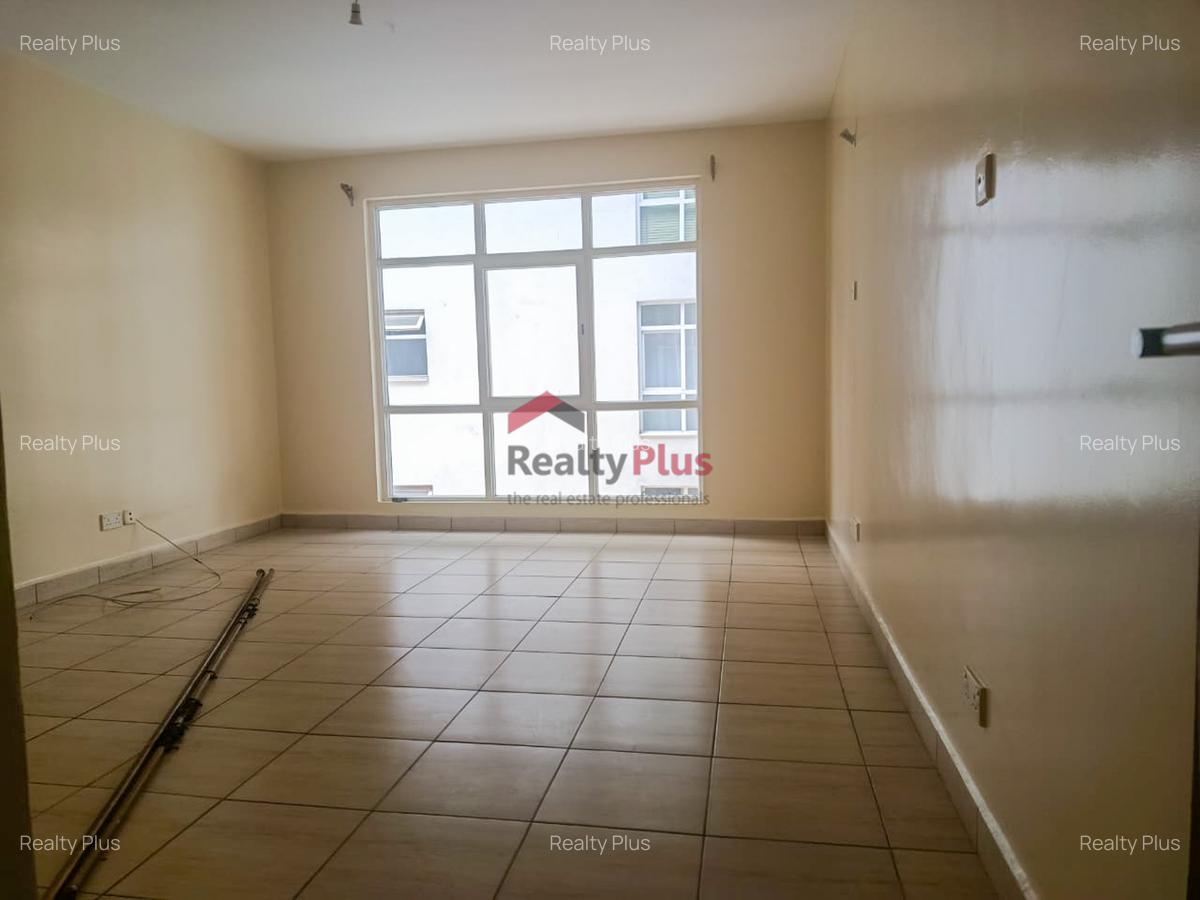 3 Bed Apartment with En Suite in Kilimani - 5