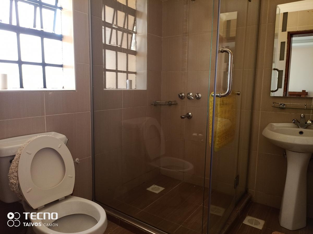 Furnished 3 Bed Apartment with En Suite at Rosslyn Lone Tree Estate Rd - 13