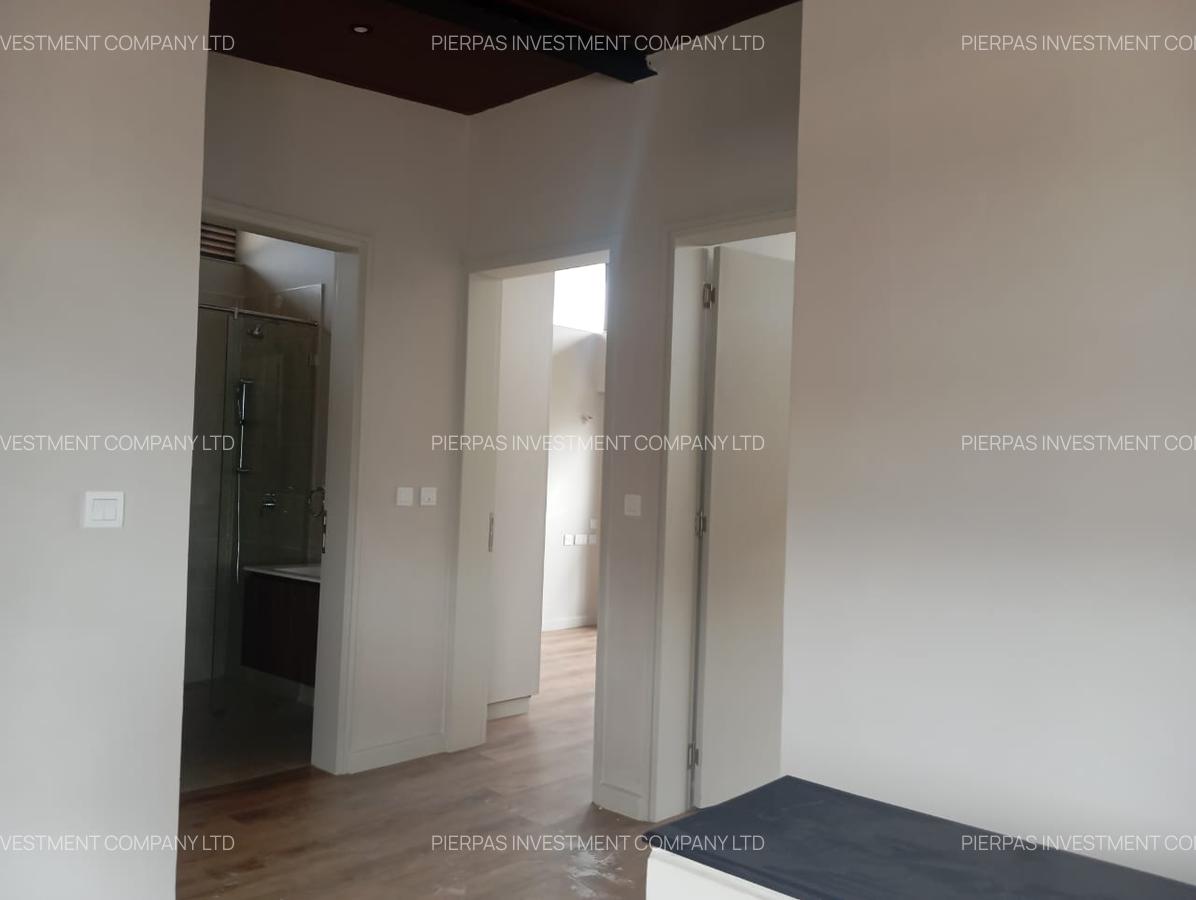 4 Bed Townhouse with En Suite in Kiambu Road - 12