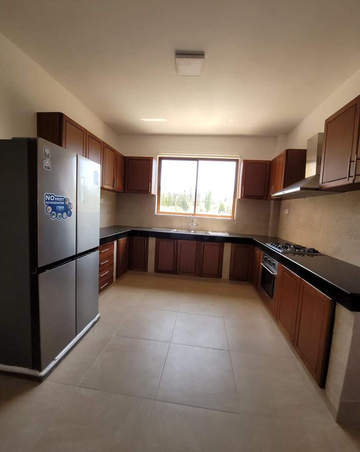 3 Bed Apartment with En Suite in Nyali Area - 2