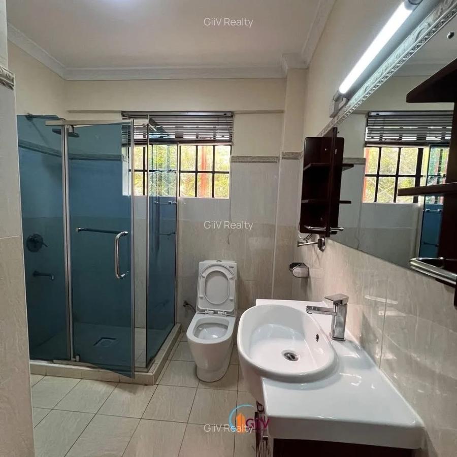 Serviced 2 Bed Apartment with En Suite in Nyari - 11