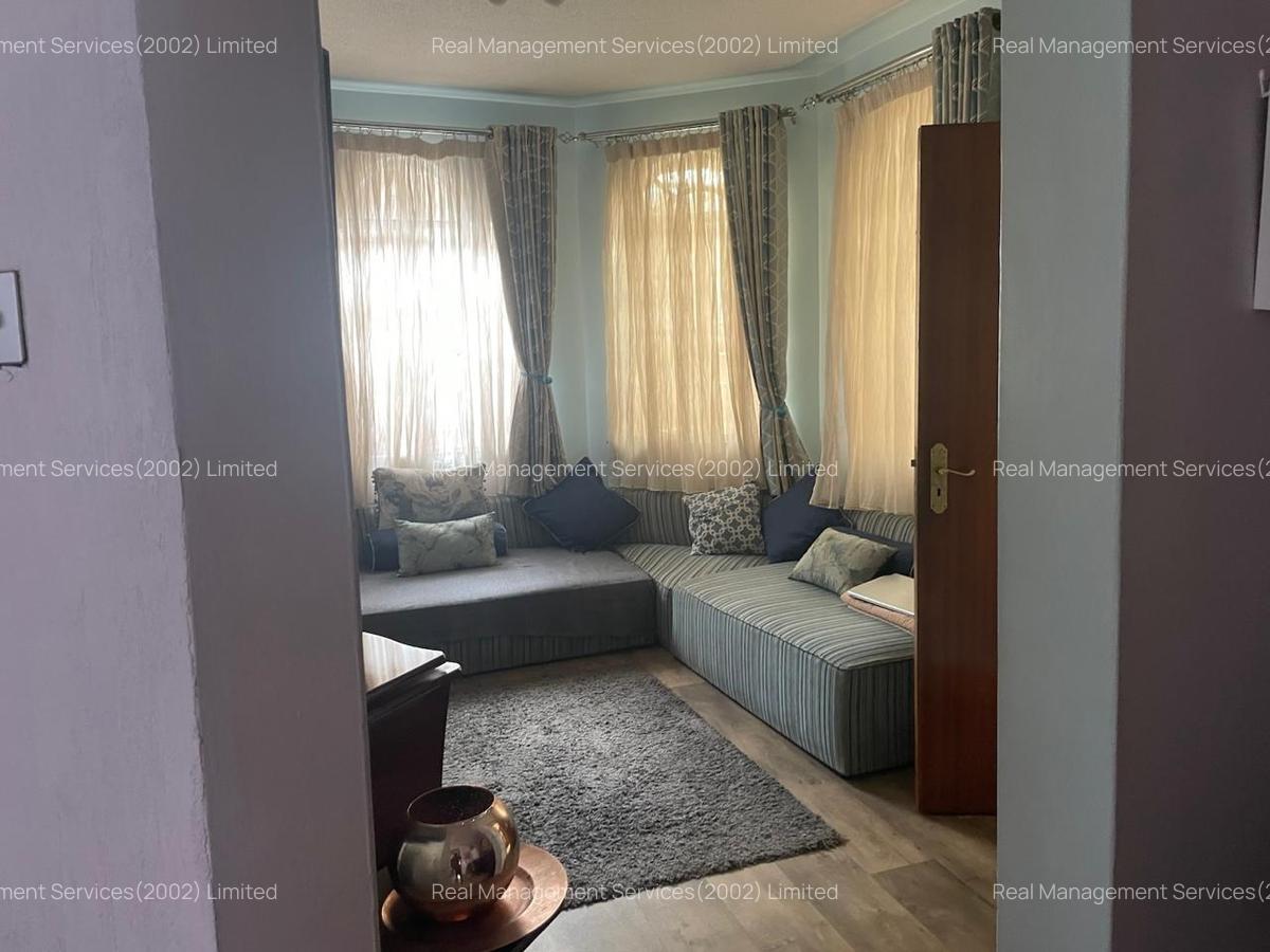 5 Bed Villa with En Suite at Riverside Close - 10