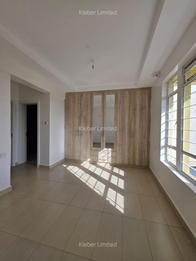 3 Bed Apartment with En Suite at Juja - 15