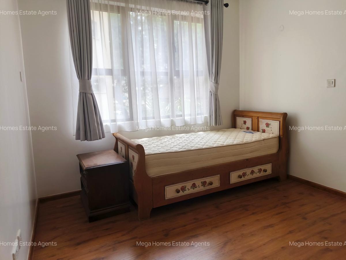 Serviced 3 Bed Apartment with En Suite in Riverside - 19