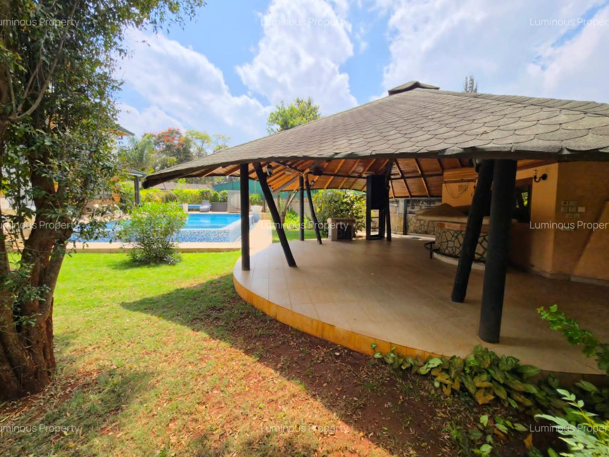 4 Bed Villa with En Suite at Garden Estate - 3