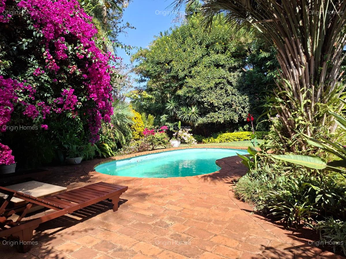 1 Bed House with En Suite at Rosslyn - 3