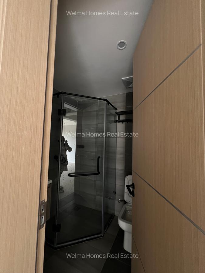 2 Bed Apartment with En Suite in Lavington - 14