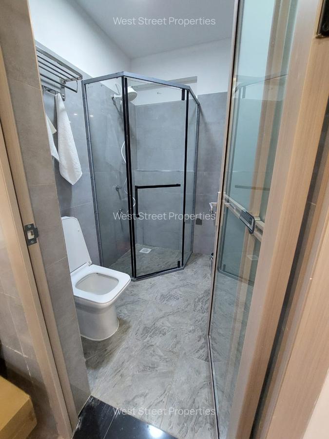 Studio Apartment with En Suite at Yaya Center - 5