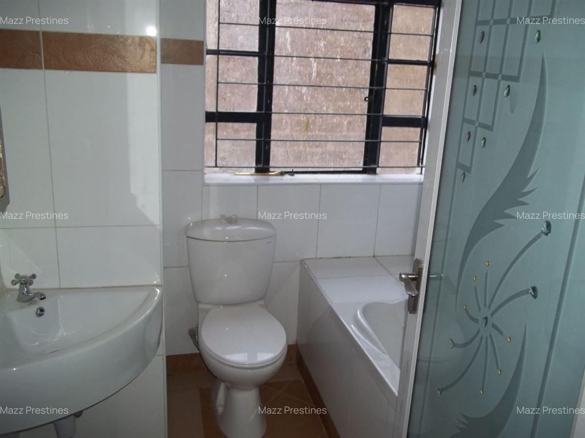 1 Bed Apartment in Garden Estate - 2