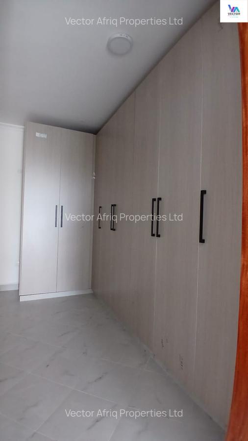 5 Bed Townhouse with En Suite in Syokimau - 11