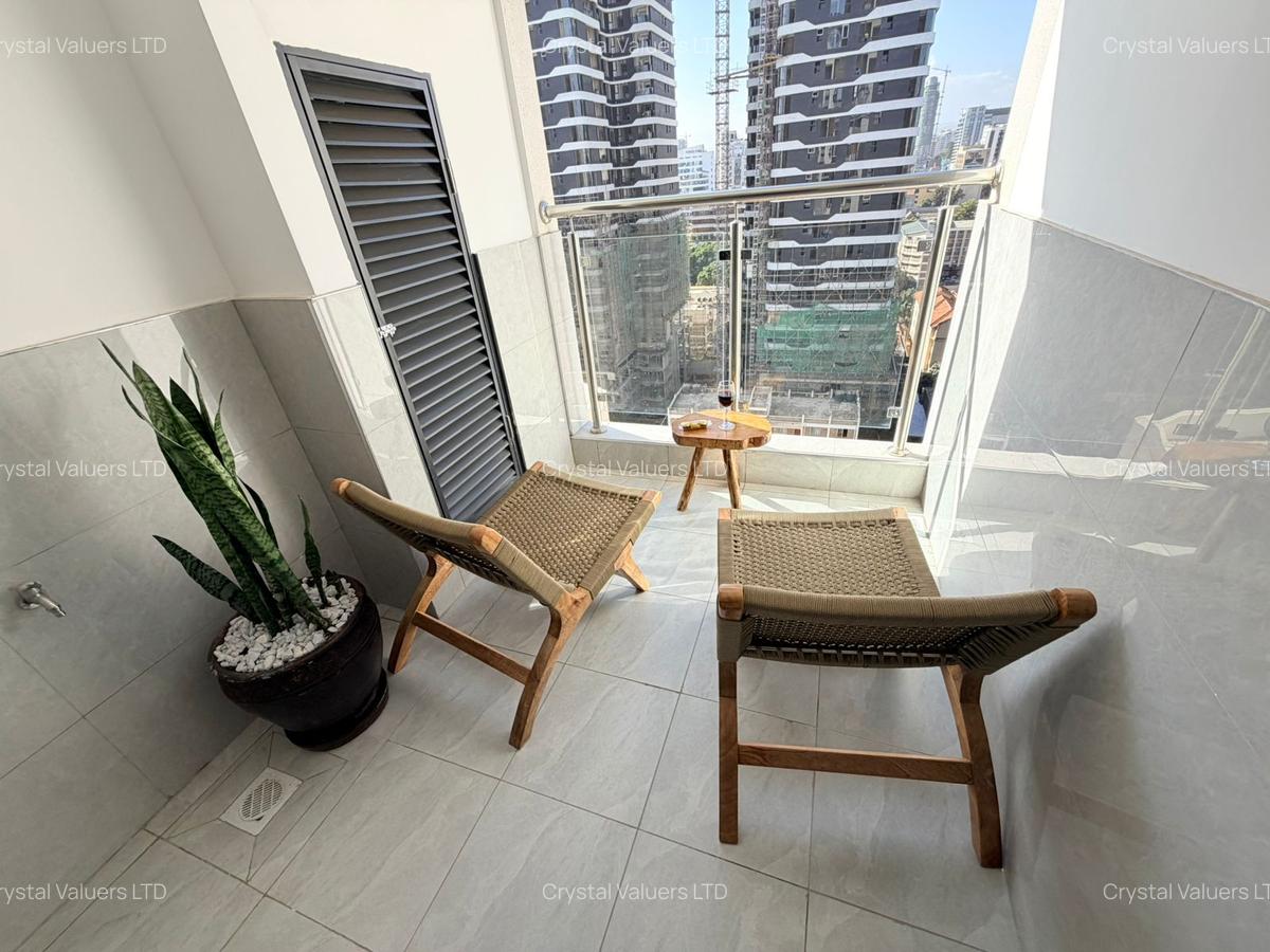 Serviced 2 Bed Apartment with En Suite in Westlands Area - 11