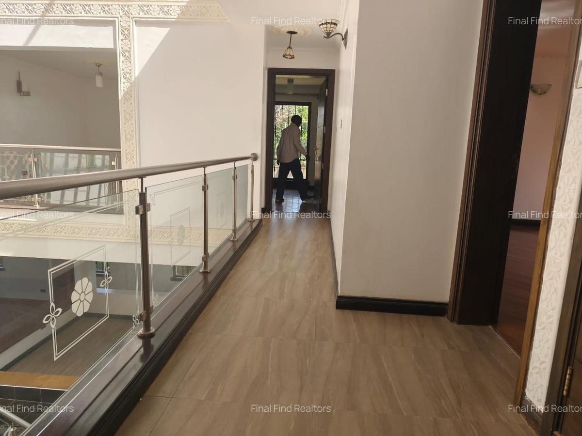 6 Bed House with En Suite in Runda - 8