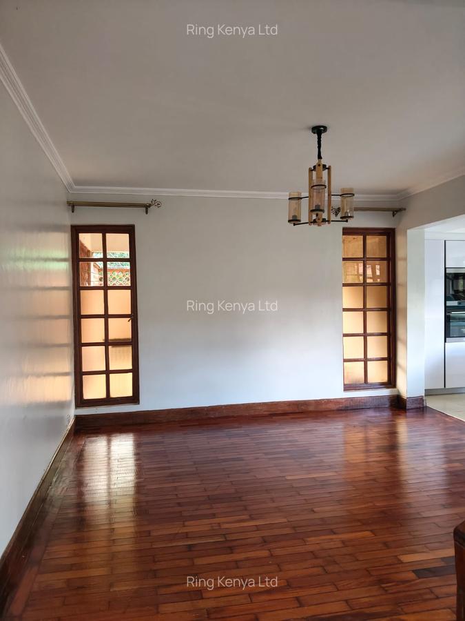 4 Bed House with En Suite in Runda - 14