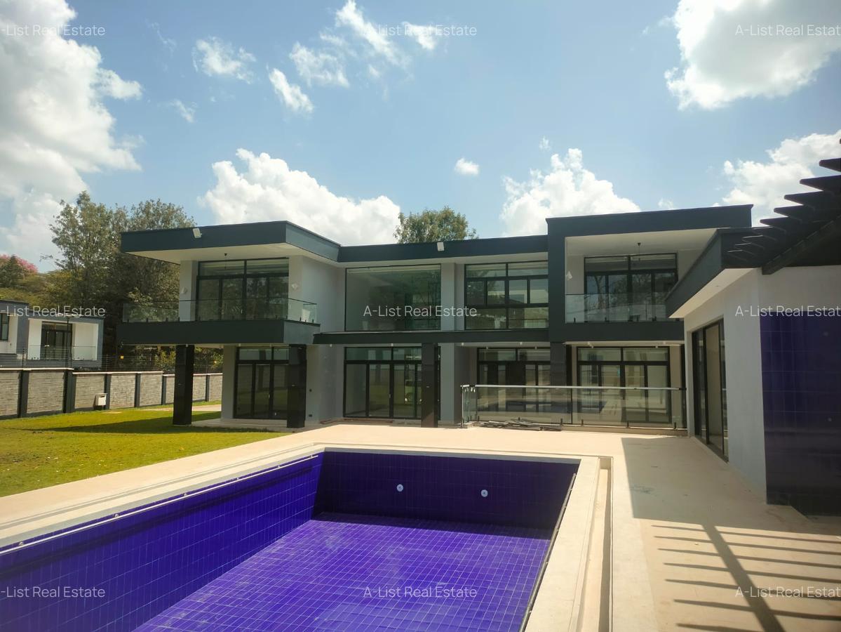 6 Bed House with En Suite at Nyari - 4